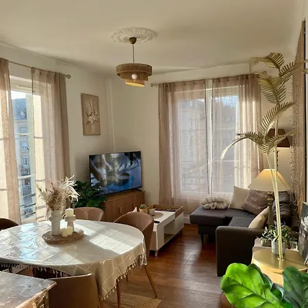 La Pause Saumuroise Apartament *